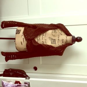 Brown sweater that can be worn over tt/teddies.